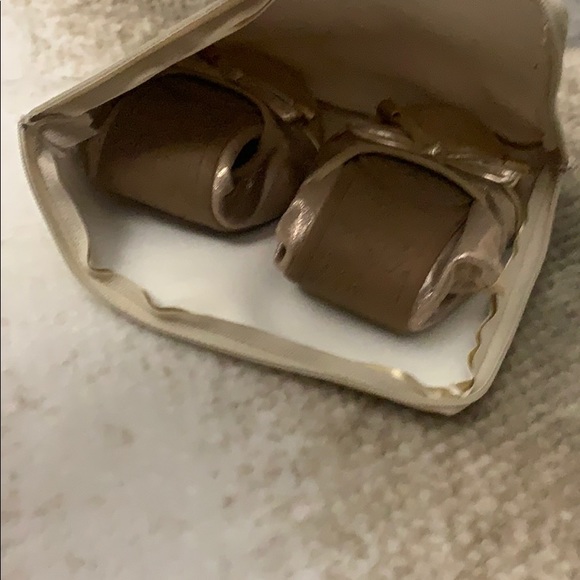 Talaria Gold Foldable Ballet Flats - Picture 8 of 10